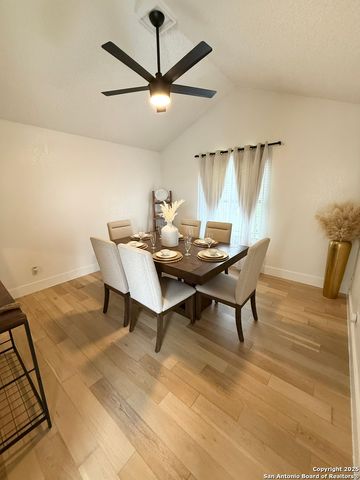27010 TRILL HILL, San Antonio, TX 78260