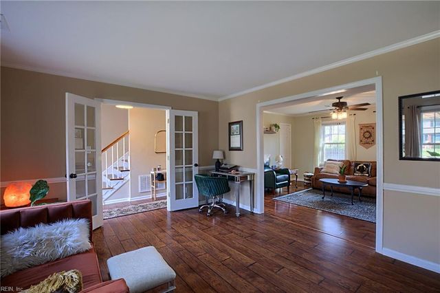 312 Sharon DR, Seaford, VA 23696