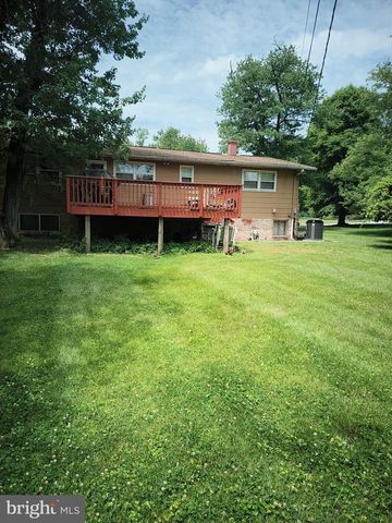 8820 FLAGSTONE DR, Randallstown, MD 21133
