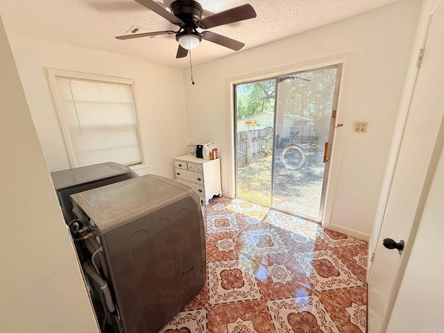 1005 W Taylor Street, Clarksville, AR 72830