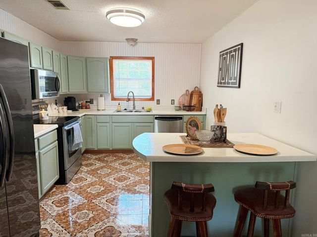 1005 W Taylor Street, Clarksville, AR 72830