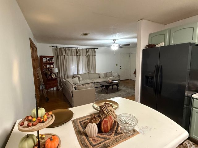 1005 W Taylor Street, Clarksville, AR 72830