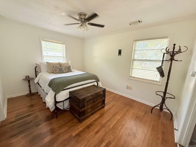 1005 W Taylor Street, Clarksville, AR 72830