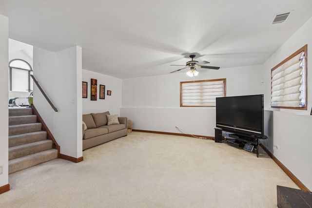 16113 Lake Villa Avenue, Tinley Park, IL 60477