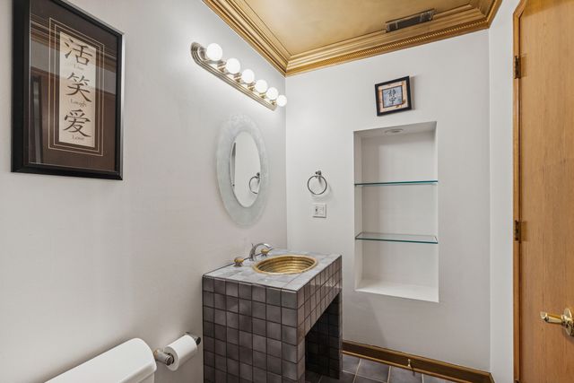 16113 Lake Villa Avenue, Tinley Park, IL 60477