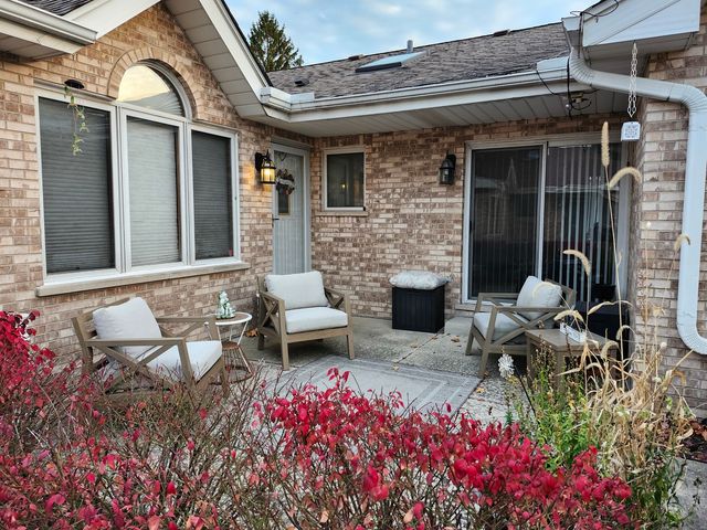 16113 Lake Villa Avenue, Tinley Park, IL 60477