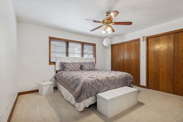 16113 Lake Villa Avenue, Tinley Park, IL 60477