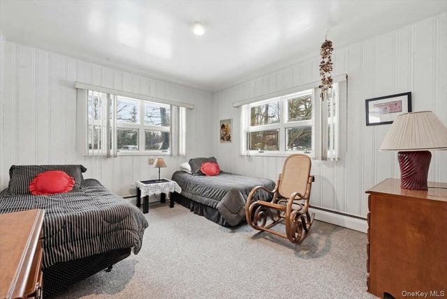 85 Hickory Drive, East Hills, NY 11576