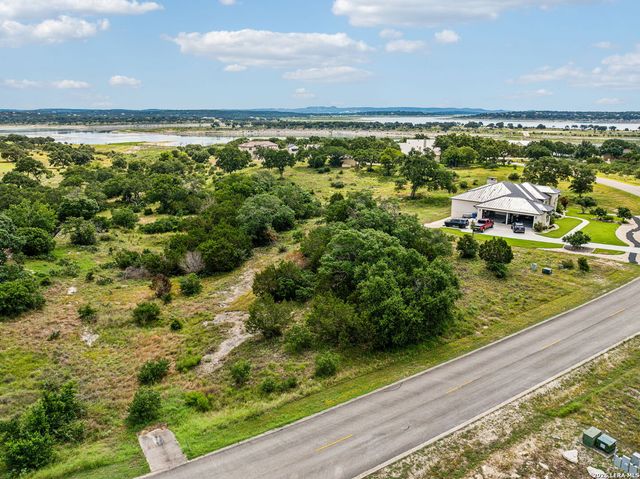 155 Obscure Way, Spring Branch, TX 78070
