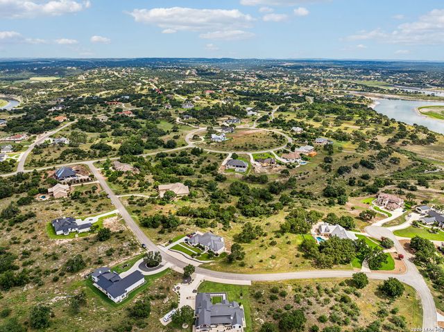 155 Obscure Way, Spring Branch, TX 78070