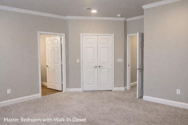 114 Kansas Street, Huntington, TX 75949