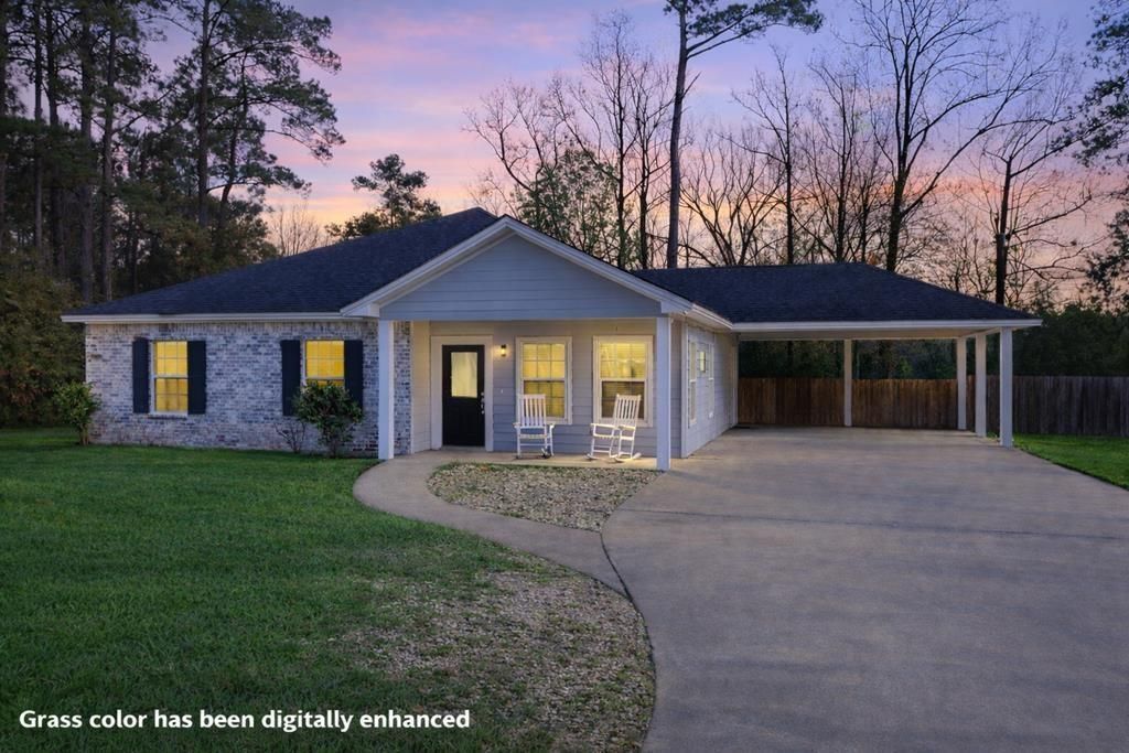 114 Kansas Street, Huntington, TX 75949