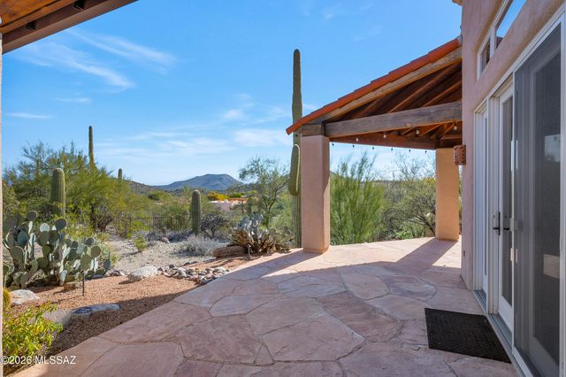 3600 W Eagles View Place, Tucson, AZ 85745