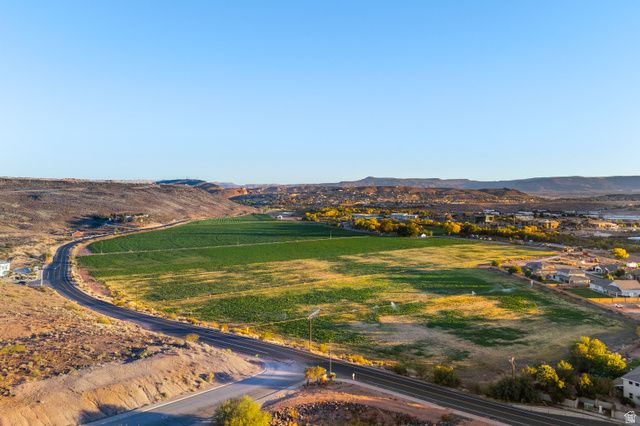 1098 W CRESOLE DR, St. George, UT 84770