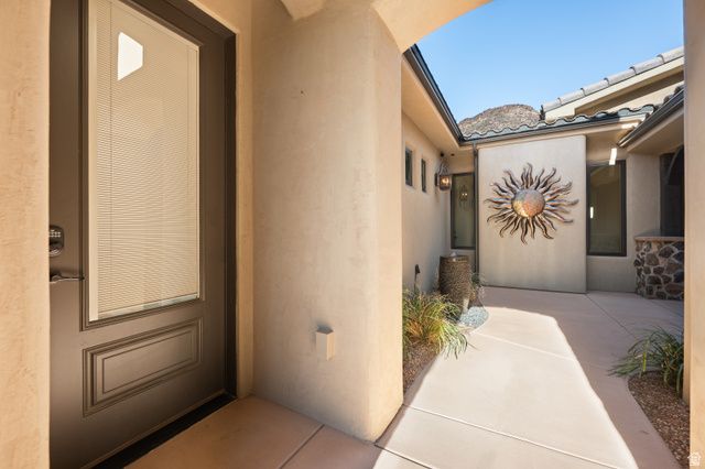 1098 W CRESOLE DR, St. George, UT 84770