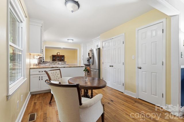 6824 April Lane, Charlotte, NC 28215