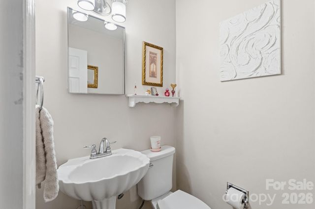 6824 April Lane, Charlotte, NC 28215