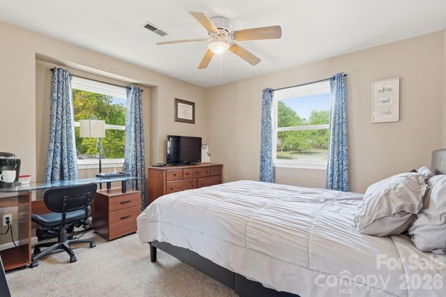 6824 April Lane, Charlotte, NC 28215