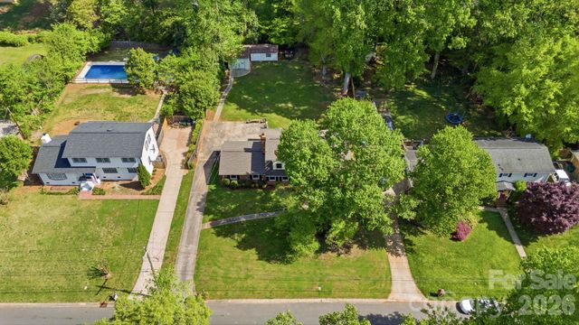 6824 April Lane, Charlotte, NC 28215