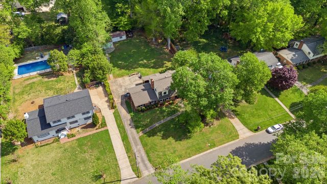 6824 April Lane, Charlotte, NC 28215
