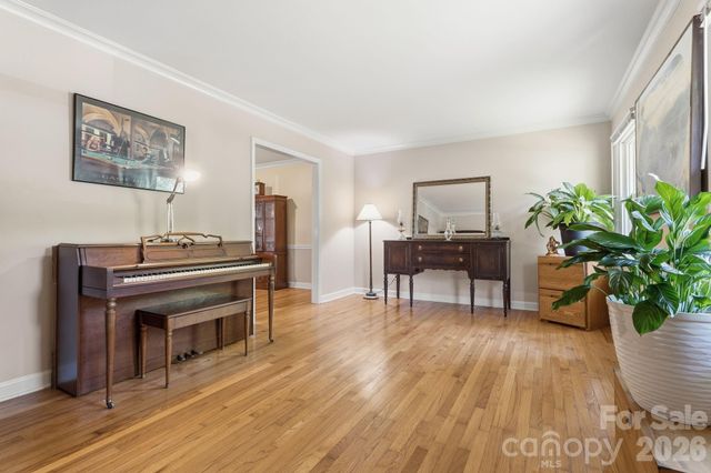 6824 April Lane, Charlotte, NC 28215