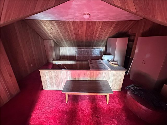 5323 Broad St, Garfield, PA 15224