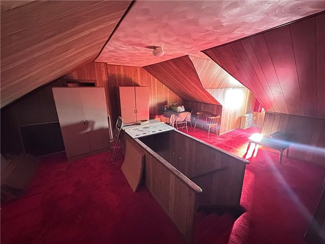 5323 Broad St, Garfield, PA 15224