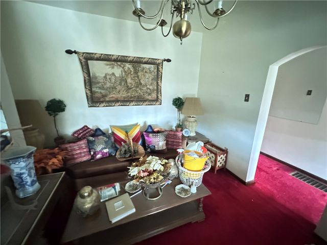 5323 Broad St, Garfield, PA 15224