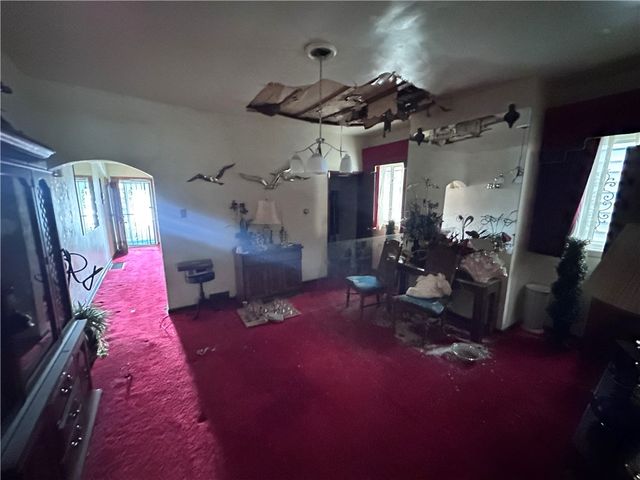 5323 Broad St, Garfield, PA 15224