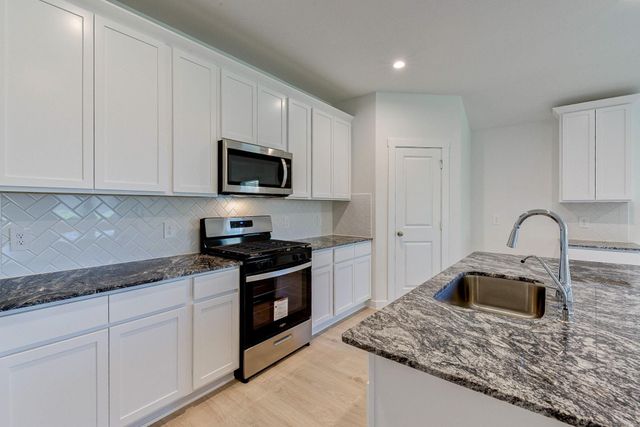 7802 Bel Fiore Drive, Richmond, TX 77406