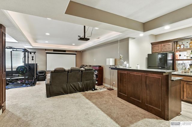 19350 Patterson Street, Omaha, NE 68135