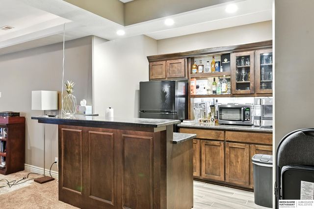 19350 Patterson Street, Omaha, NE 68135