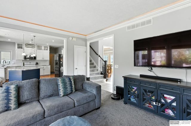 19350 Patterson Street, Omaha, NE 68135