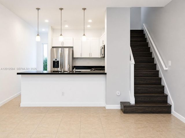 2574 SW 81st Ter 2564, Miramar, FL 33025