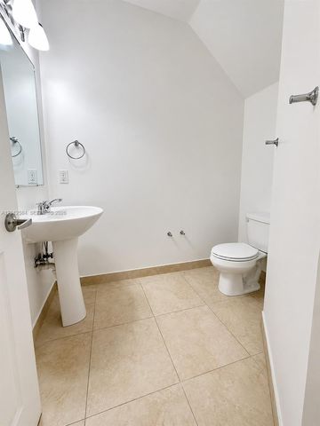 2574 SW 81st Ter 2564, Miramar, FL 33025