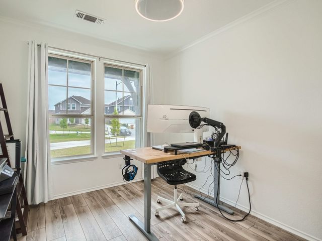 5301 Hallowell CT, Austin, TX 78724