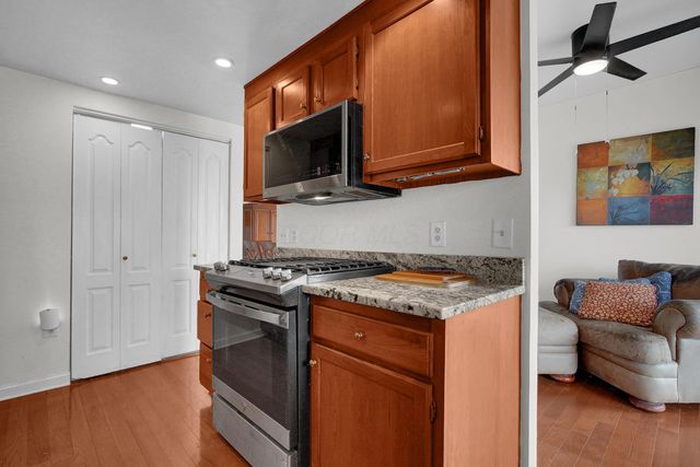 155 W Main Street, 1405, Columbus, OH 43215