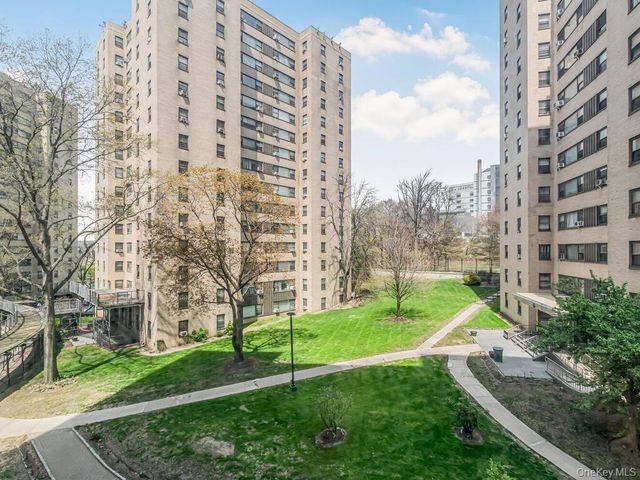 4 Fordham Hill Oval 1A, Bronx, NY 10468