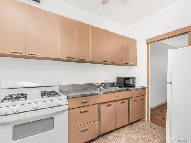 4 Fordham Hill Oval 1A, Bronx, NY 10468