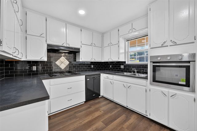 7217 Timberlane Drive, North Richland Hills, TX 76182
