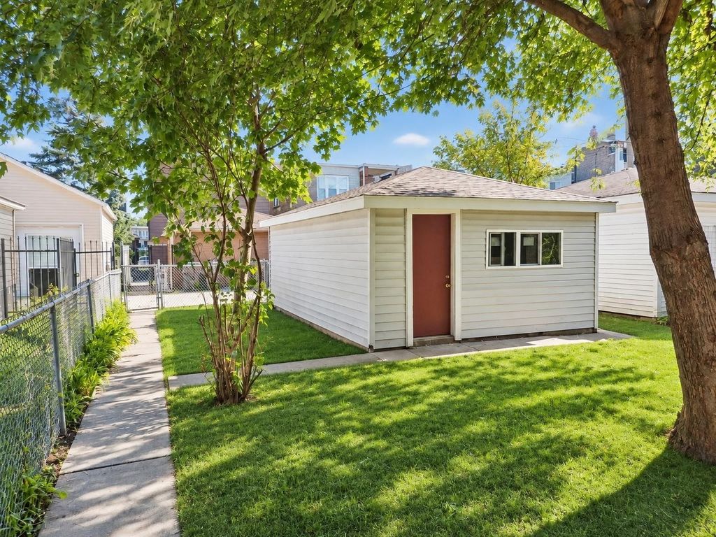 8043 S Wood Street, Chicago, IL 60620 — photo 3