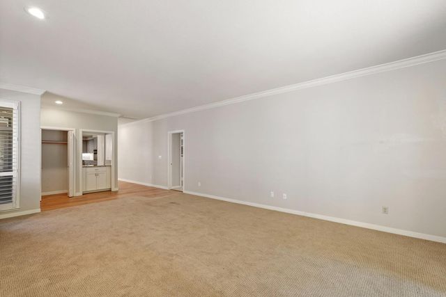 2486 Central Park Dr, Lodi, CA 95242