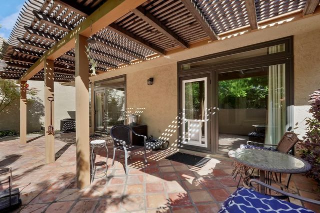 2486 Central Park Dr, Lodi, CA 95242