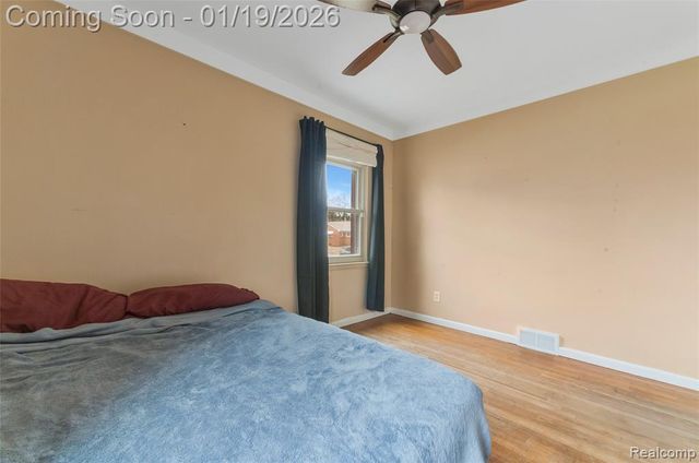 26690 Fernwood Street, Roseville, MI 48066