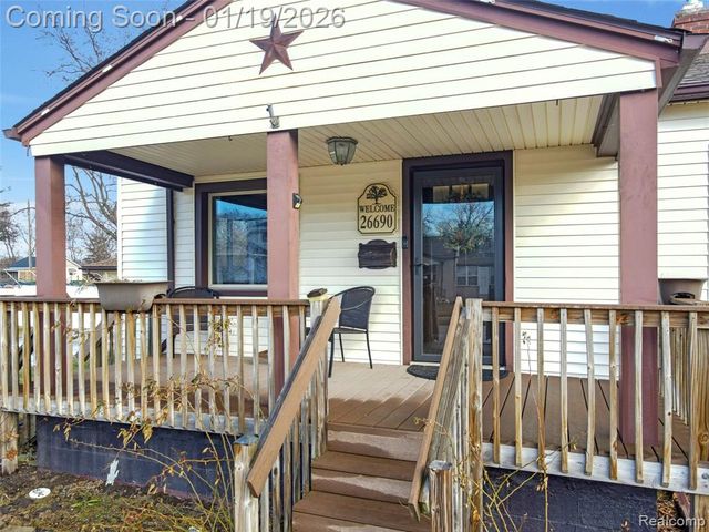 26690 Fernwood Street, Roseville, MI 48066