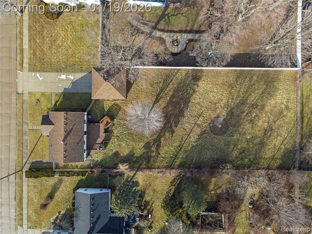 26690 Fernwood Street, Roseville, MI 48066