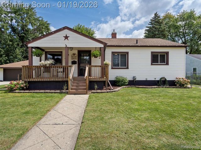 26690 Fernwood Street, Roseville, MI 48066