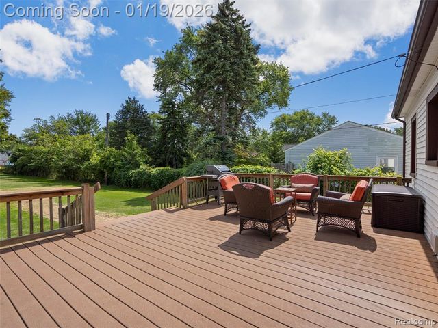 26690 Fernwood Street, Roseville, MI 48066