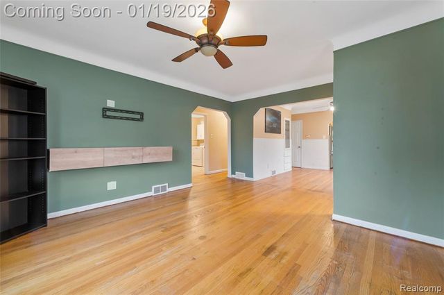 26690 Fernwood Street, Roseville, MI 48066