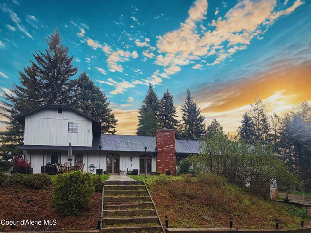 1996 E Lancaster RD, Hayden, ID 83835